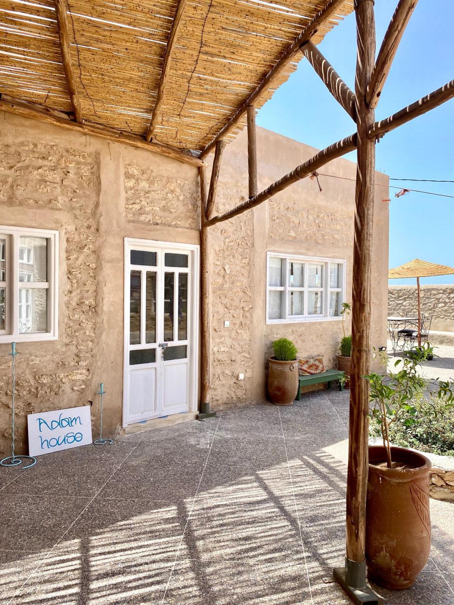דירות אסאוירה Adam House מראה חיצוני תמונה